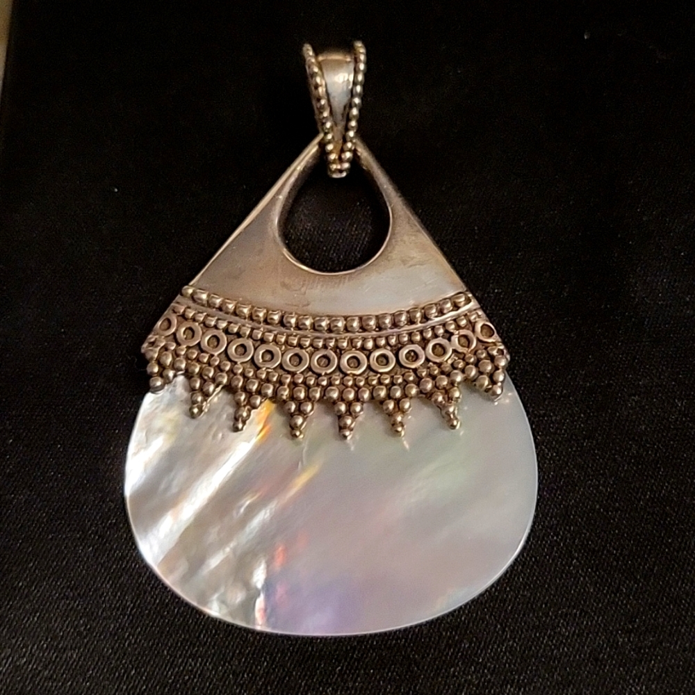 Sterling Silver and mother of pearl pendant